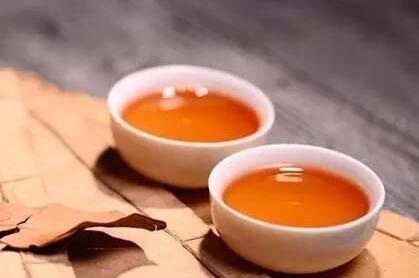饮茶不能超过这个温度，否则可能患癌
