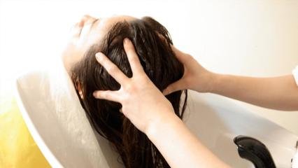 为什么春季易脱发？5种食物促进头发生长
