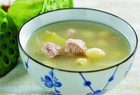 胡萝卜茯苓瘦肉汤健脾祛湿更有效(图1) 胡萝卜茯苓瘦肉汤健脾祛湿更有效(图1)