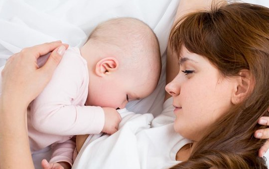 母乳喂养又一好处：可降低母亲患卵巢癌风险！
