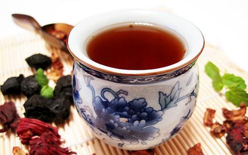 桂花乌梅桑葚饮：清热消暑、生津润燥！
