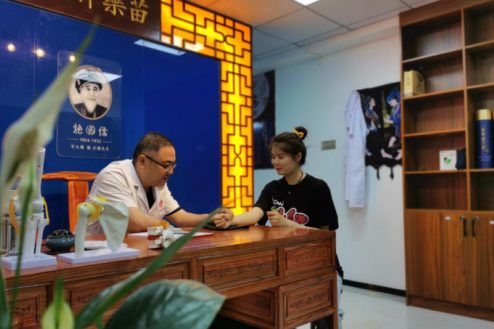 久苗教育：中医康复理疗师，大健康环境下的黄金职业