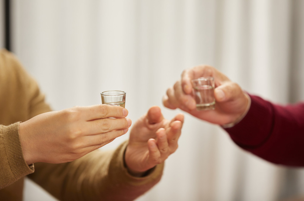 每天喝多少白酒可以达到养生？会喝白酒的好处有多少