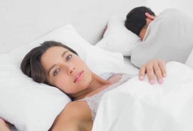女人40岁后，如果能控制同房的房事次数，可能收获3个好处！