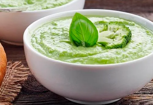 新生儿6个月后可以用哪些食物作为辅食