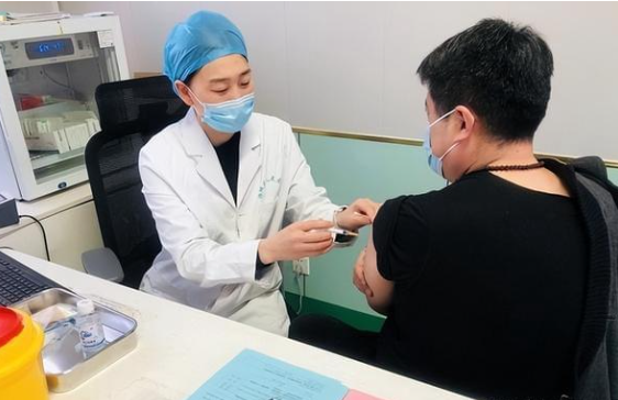 张伯礼院士:XBB116流行可能性小,普通感冒药可用